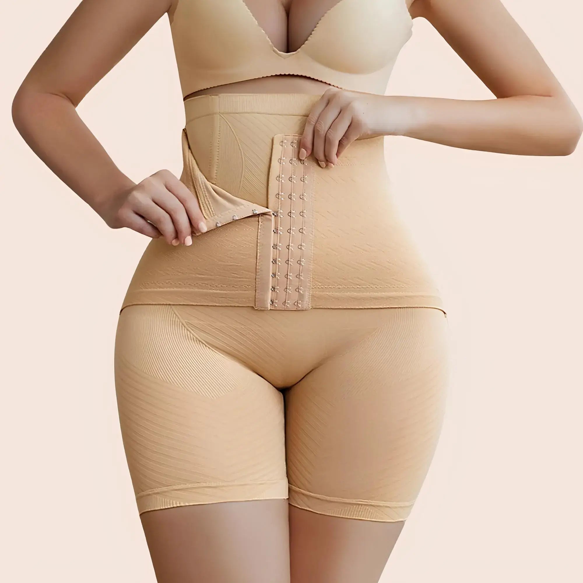 Bermuda Modeladora Emerald – Alta Compressão com Espartilho Frontal